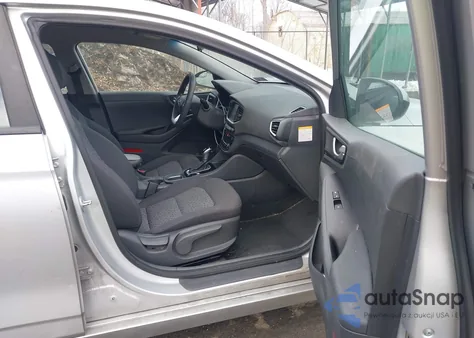 2019 Hyundai Ioniq Hybrid Blue z USA, uszkodzony, nr VIN KMHC65LC5KU140969